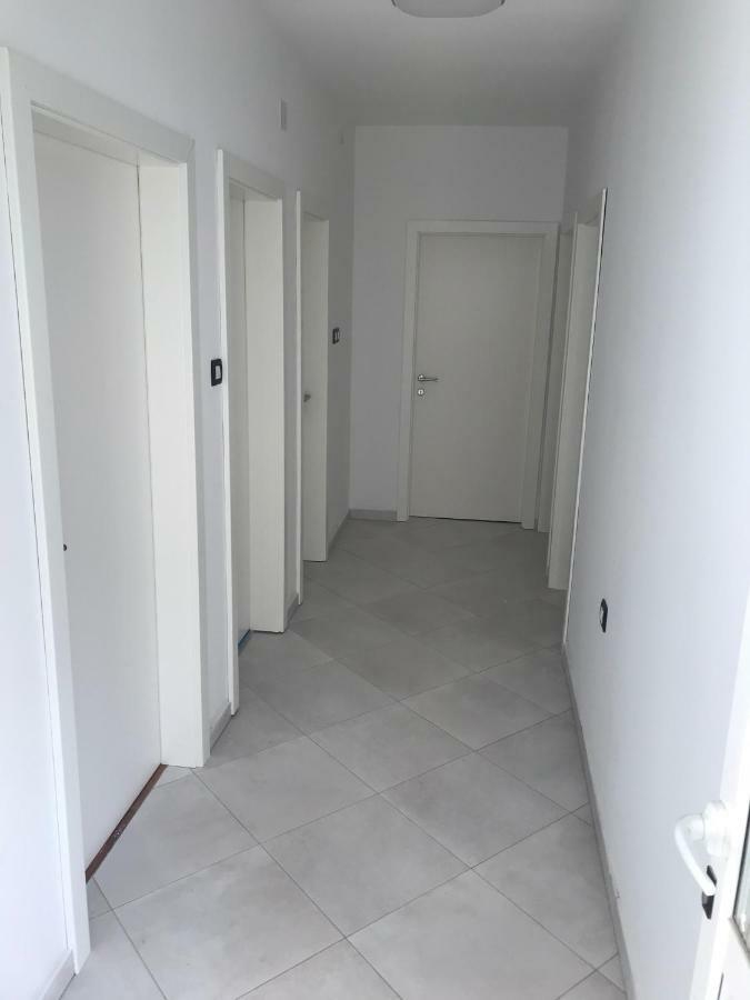 Lumbrela Apartments Starigrad Paklenica Esterno foto