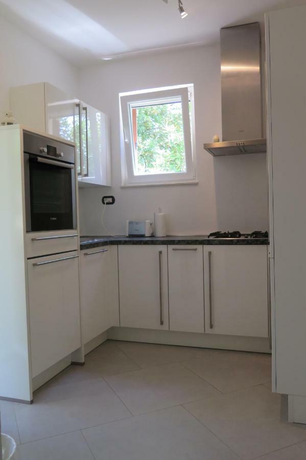 Lumbrela Apartments Starigrad Paklenica Esterno foto